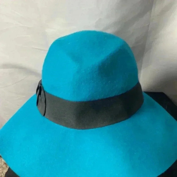 KIRNA ZANETE AT TARGET WOMENS TEAL 100% WOOL HAT BLACK RIBBON BAND  CLEAN - Picture 3 of 9